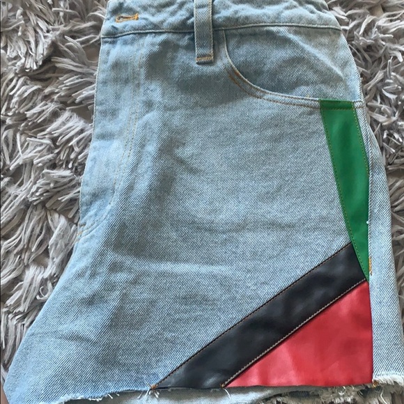 Urban Outfitters Denim Shorts Size 28 - Picture 6 of 7